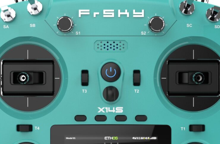 FrSky-TWIN-X14-XT14S-Controller-FPV